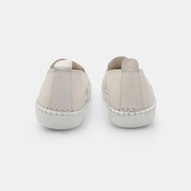 BATA damslip-ons i läder