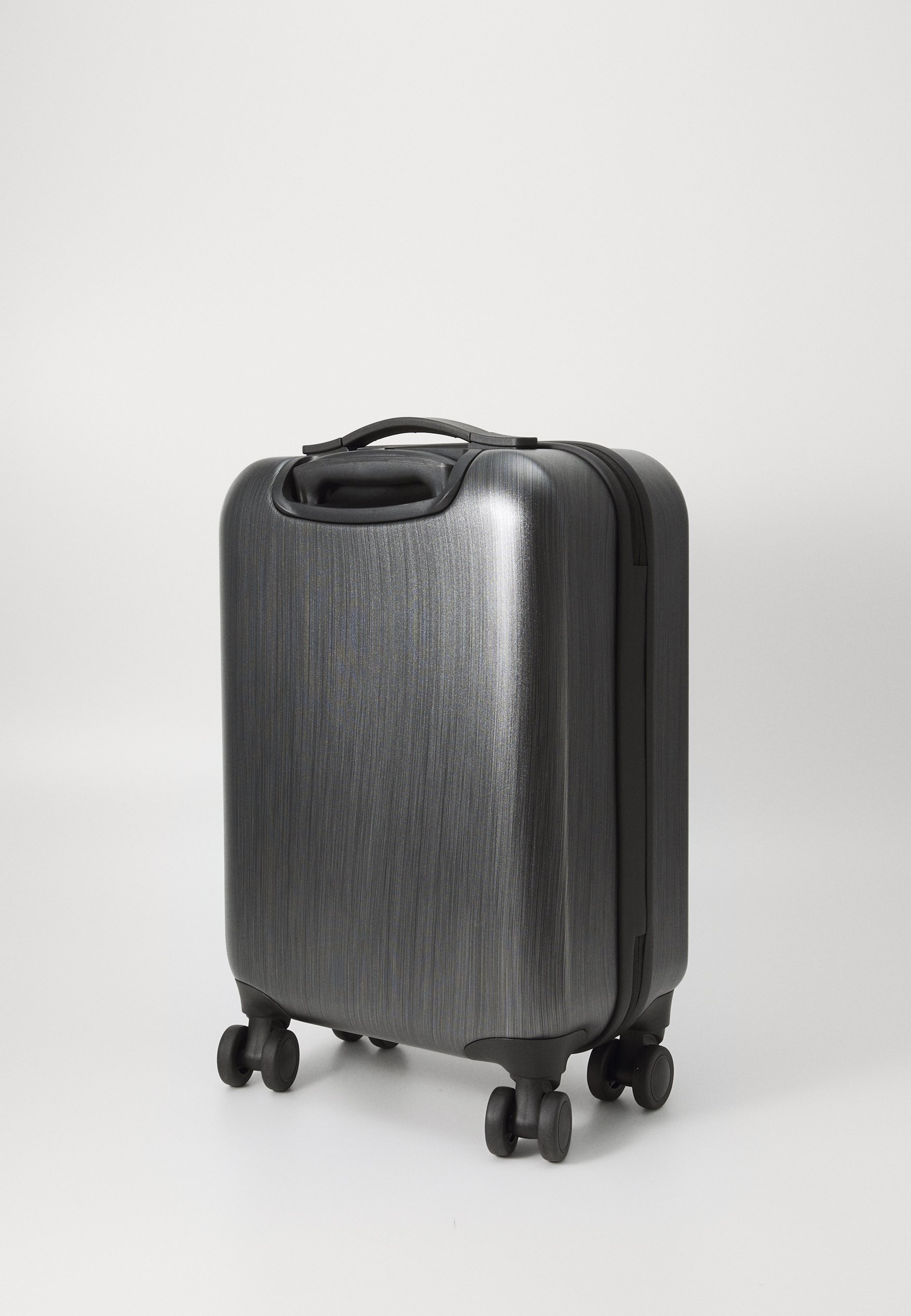 Emporio Armani Reizen