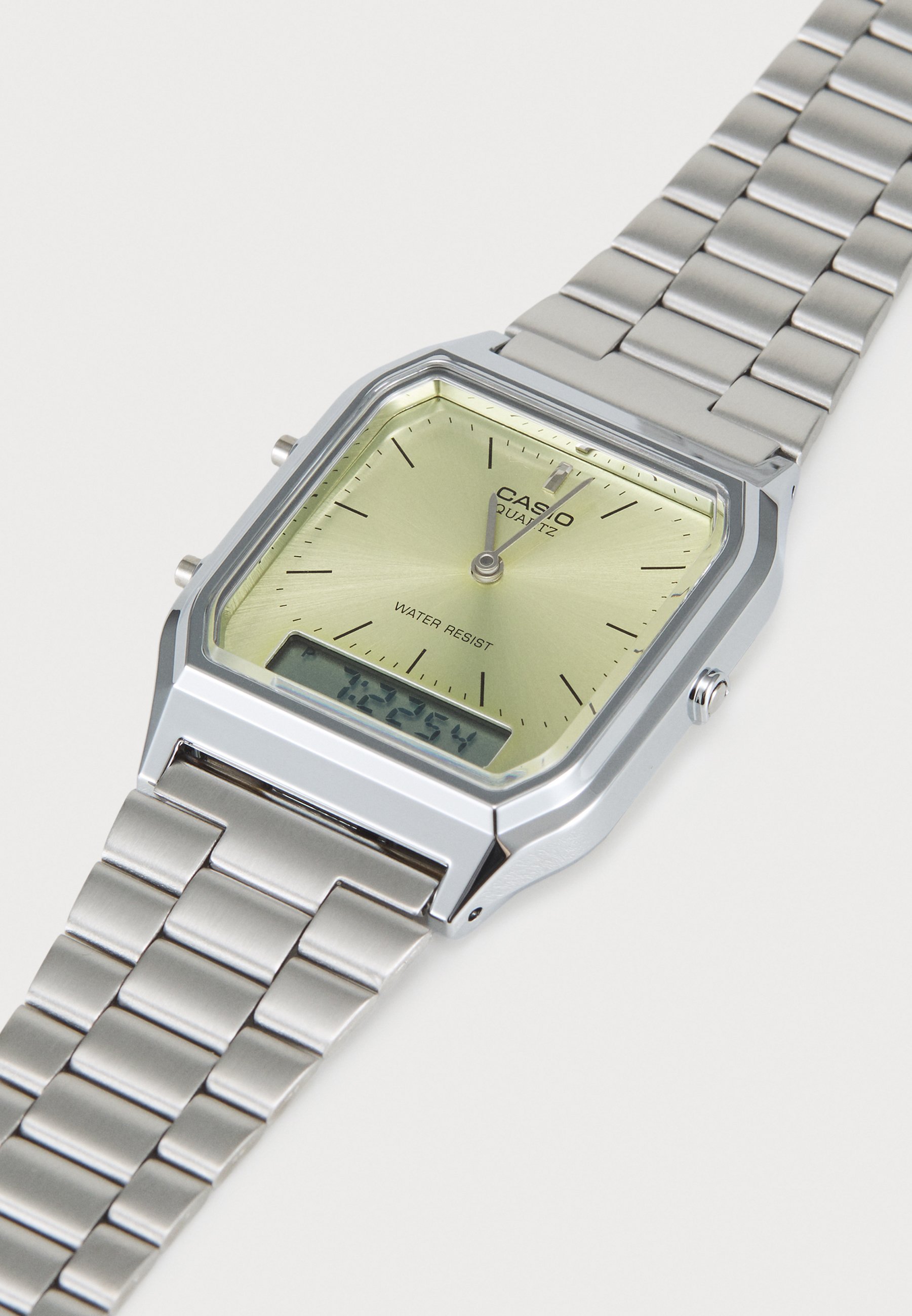 Hodinky Casio UNISEX - stříbrná/zlatá