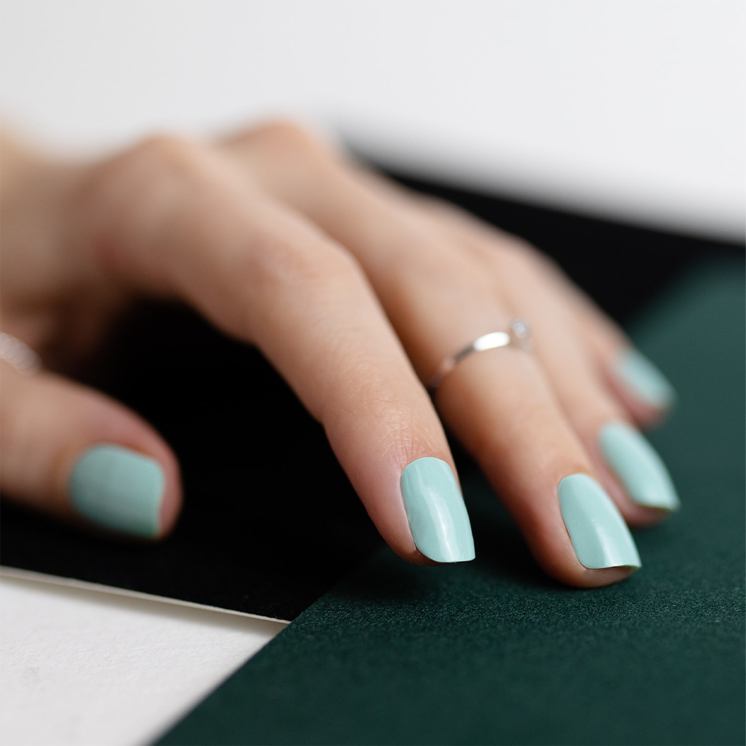 Diseño de uñas Miss Sophie Verde Jade – 24 piezas