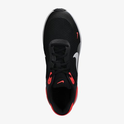 Nike Revolution 7
