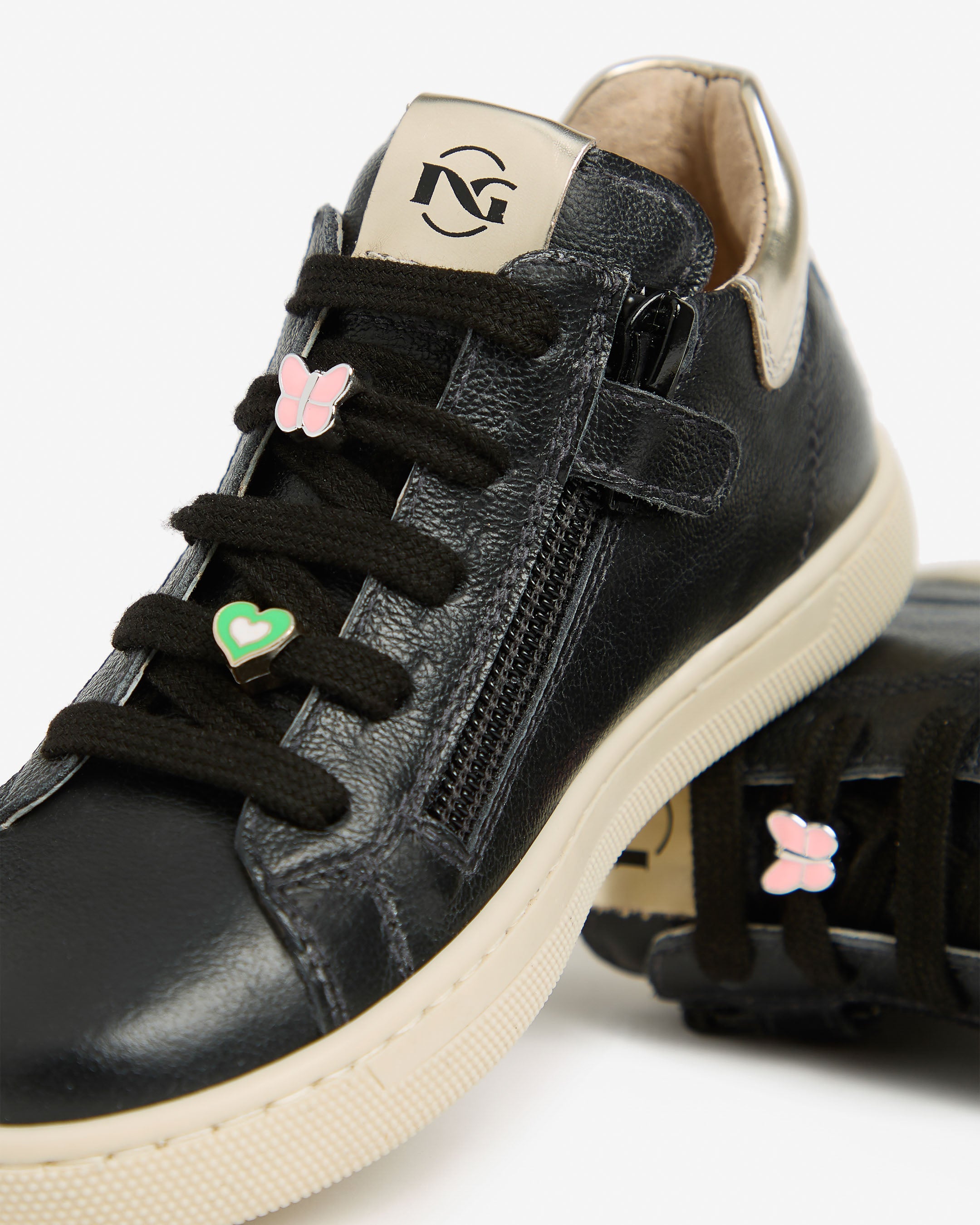  Junior-Sneaker für Mädchen aus Leder und Funktionsmaterial