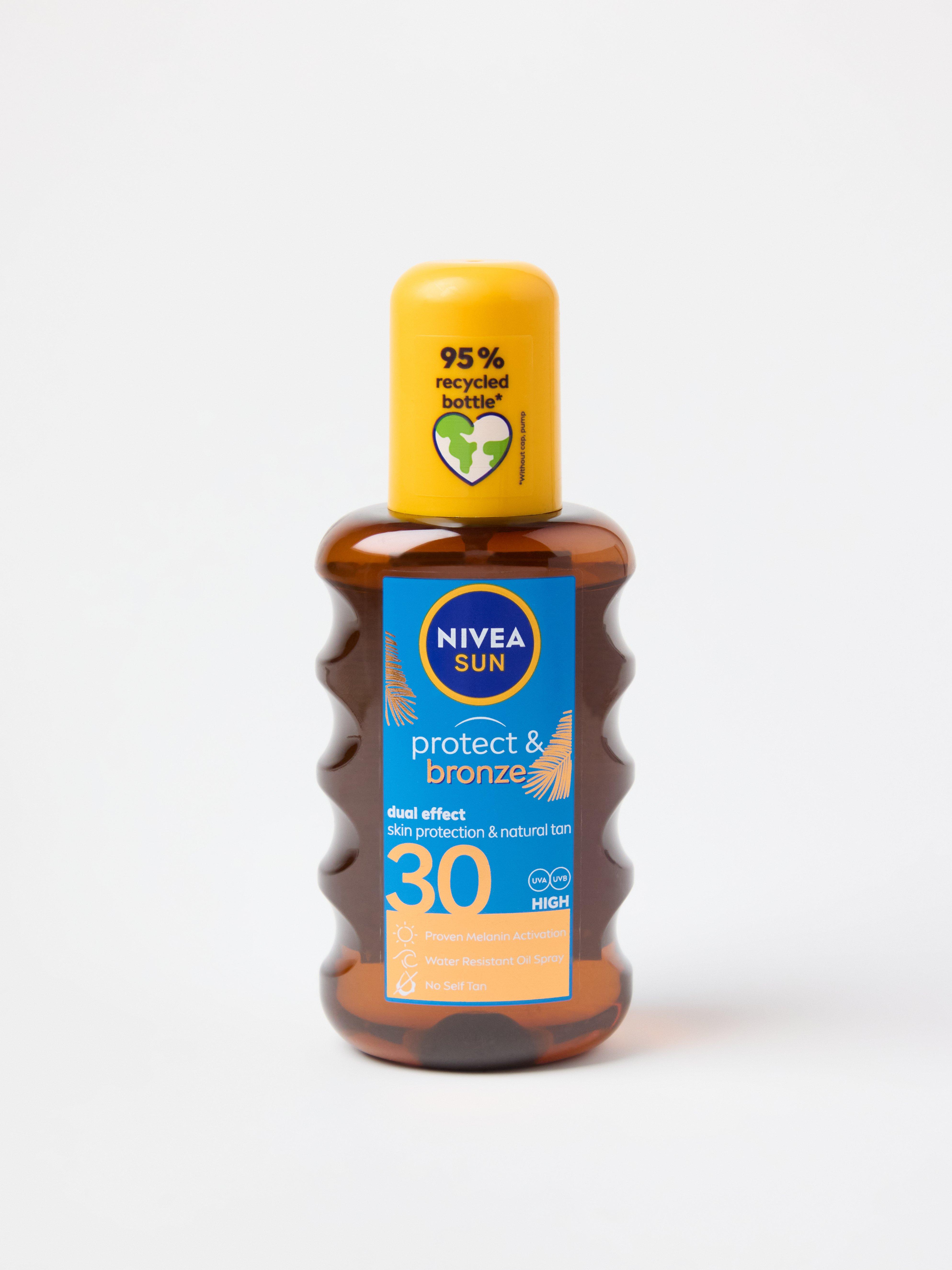 NIVEA Protect & Bronze Oil Spray SPF 30 Uten farge