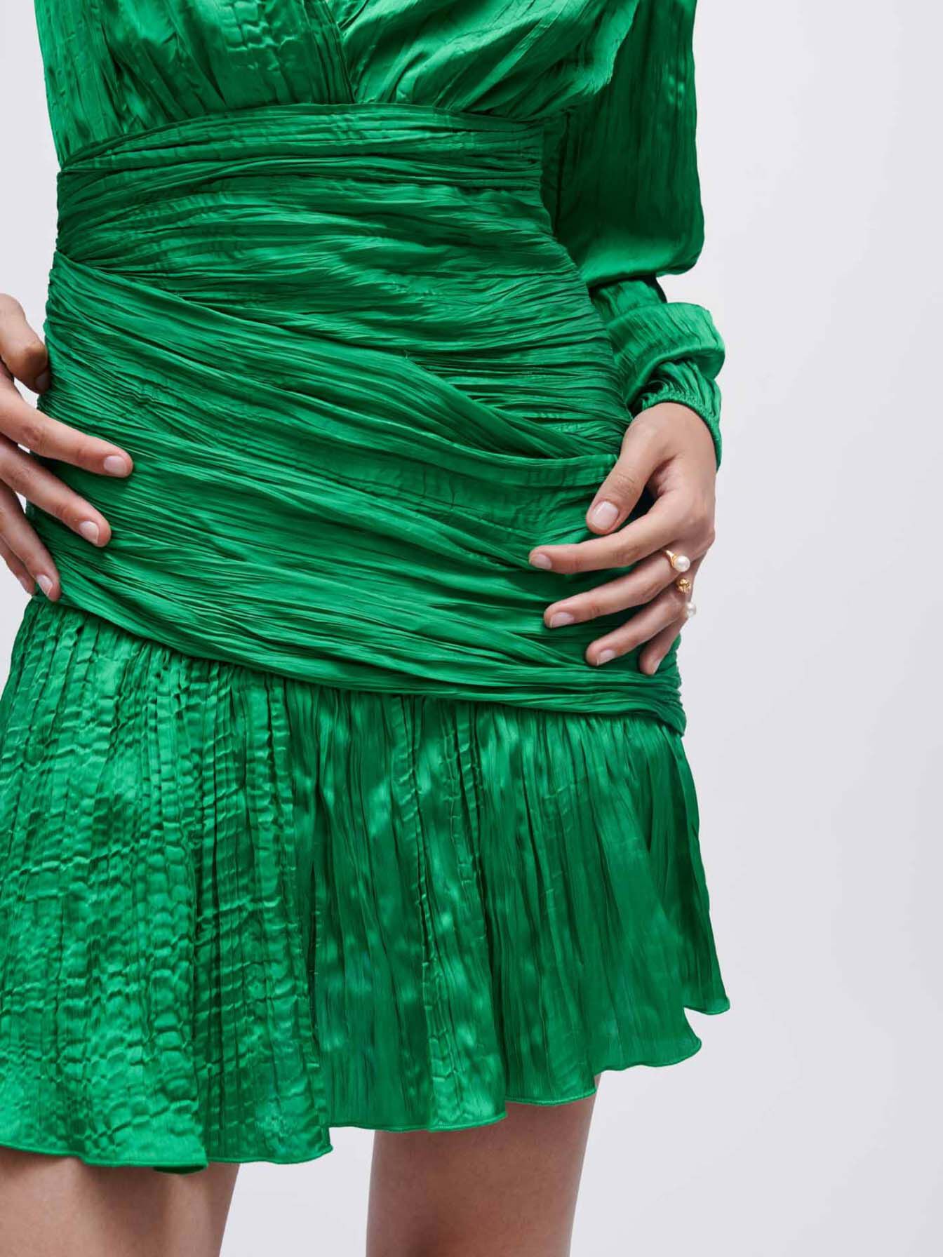 Rochie mulată din lamé-vert