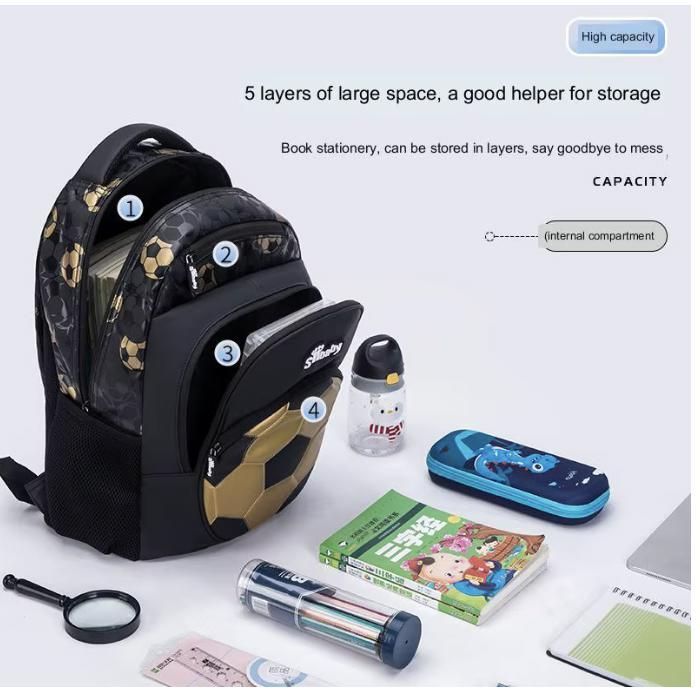 Mochila infantil impermeável preta e dourada com estampa de futebol – Mochila escolar grande de 40 cm para meninos