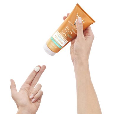 Vichy aurinkovoide kostealle iholle SPF 50 200 ml