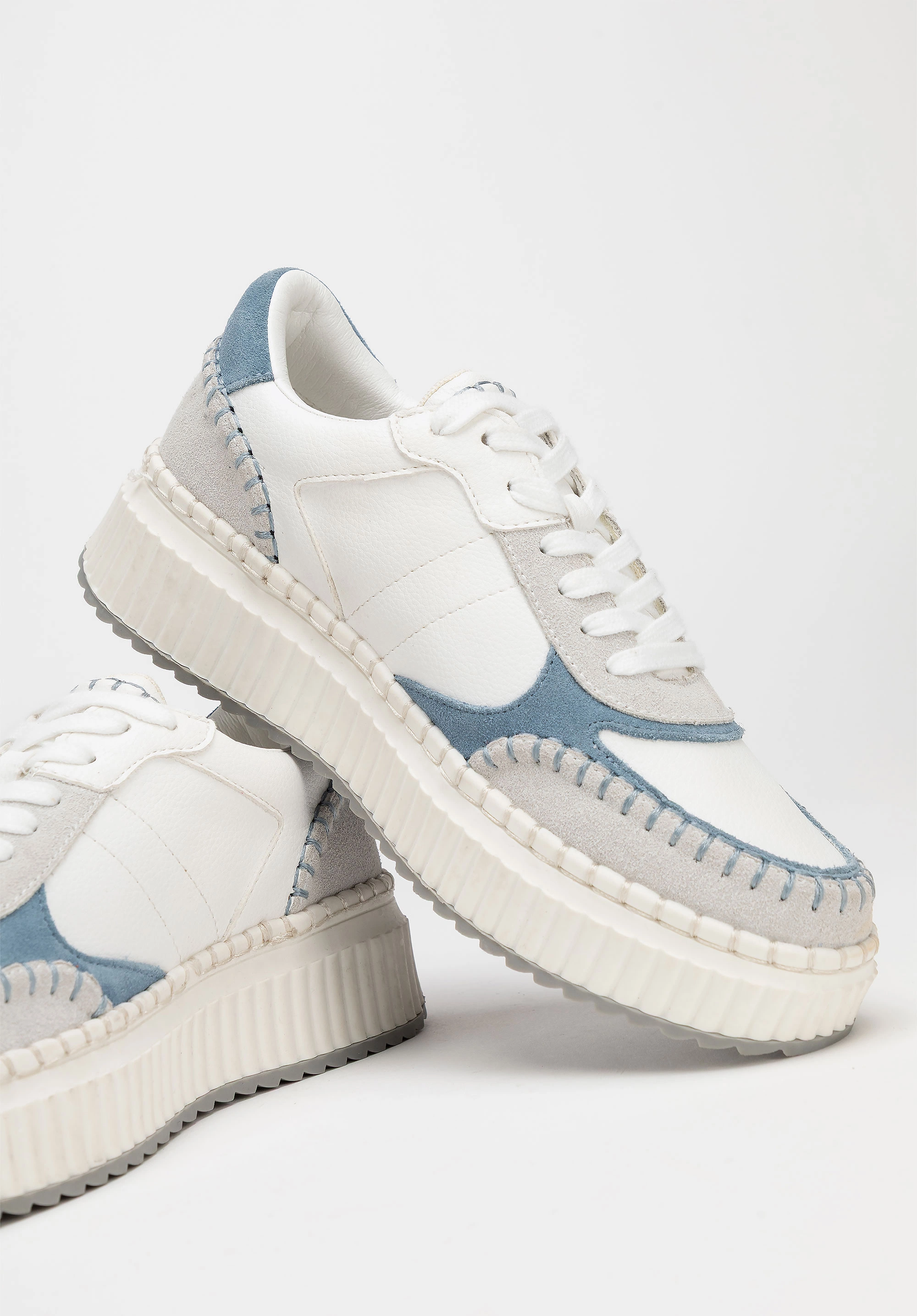 Damskie sneakersy z ekoskóry i skóry zamszowej niebieskie