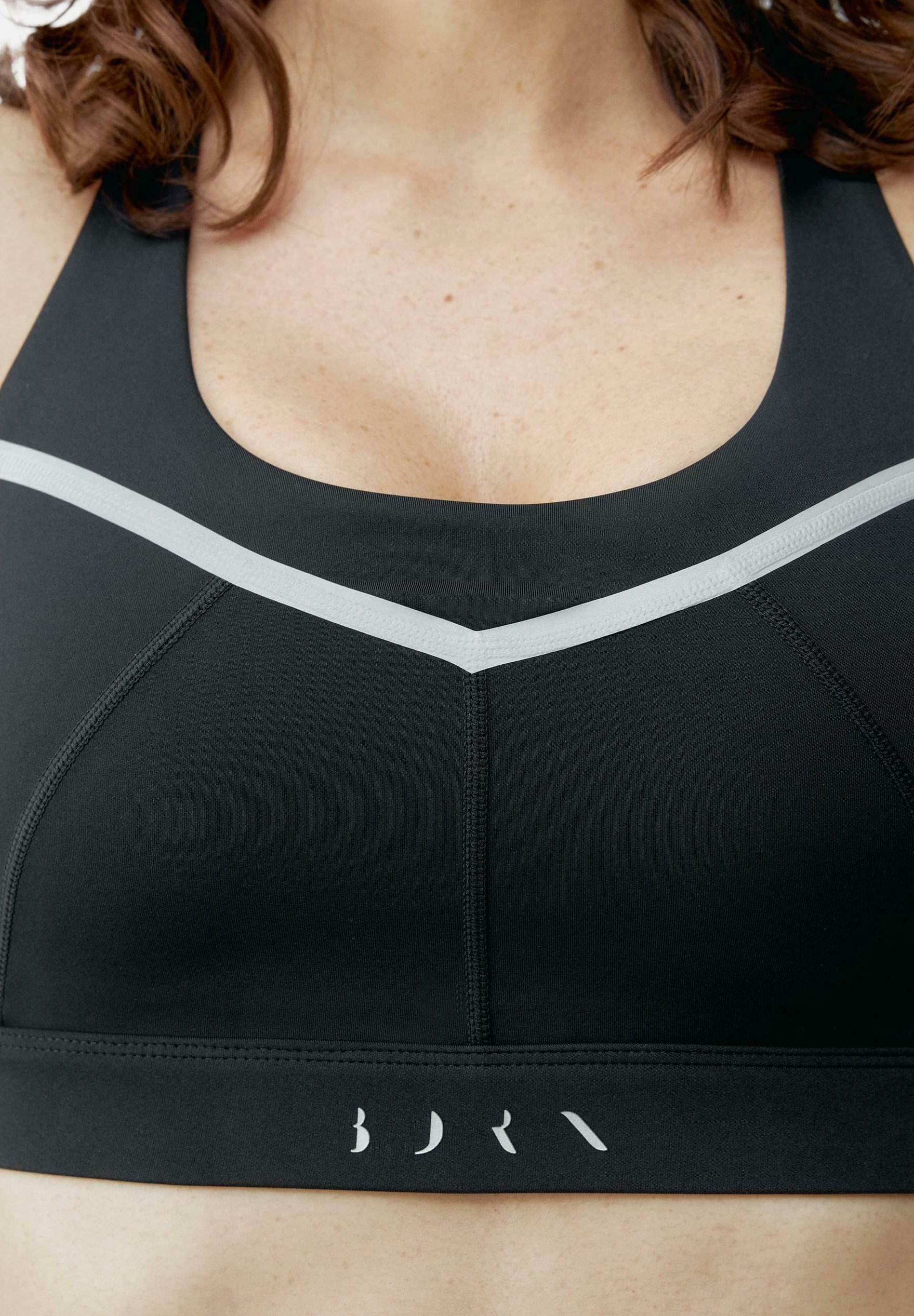 Born Living Yoga Top - zwart
