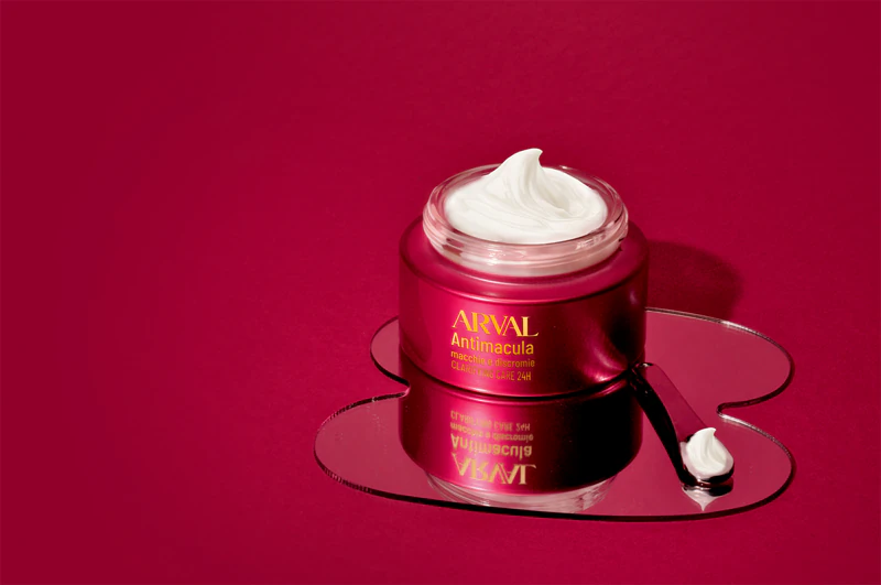 Arval Antimacula Clarifying Care, creme suavizante para proteção 24 horas.