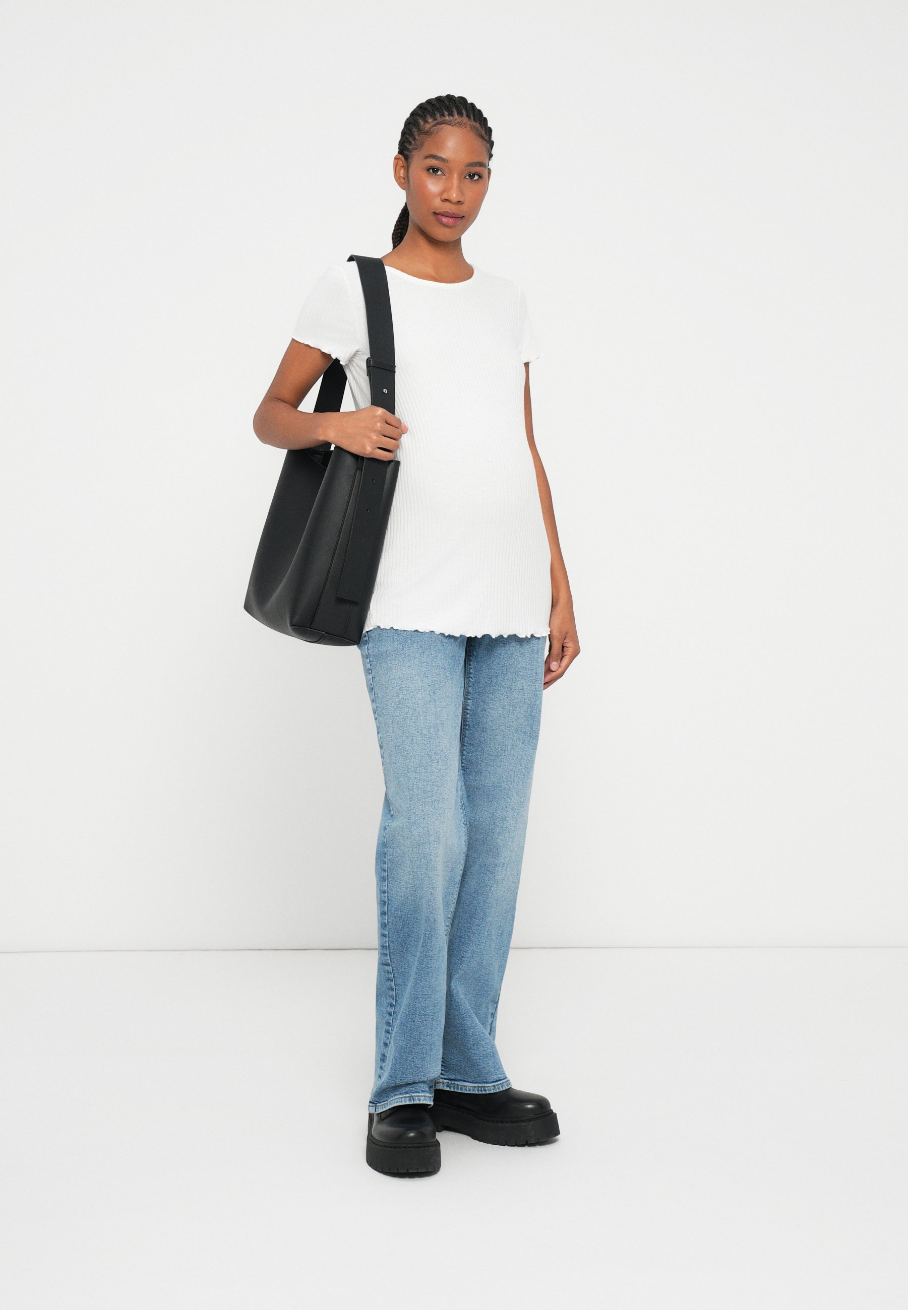 ONLY MATERNITY OLMEMMA CONFEZIONE DA 2 - T-shirt basic - nero/bianco