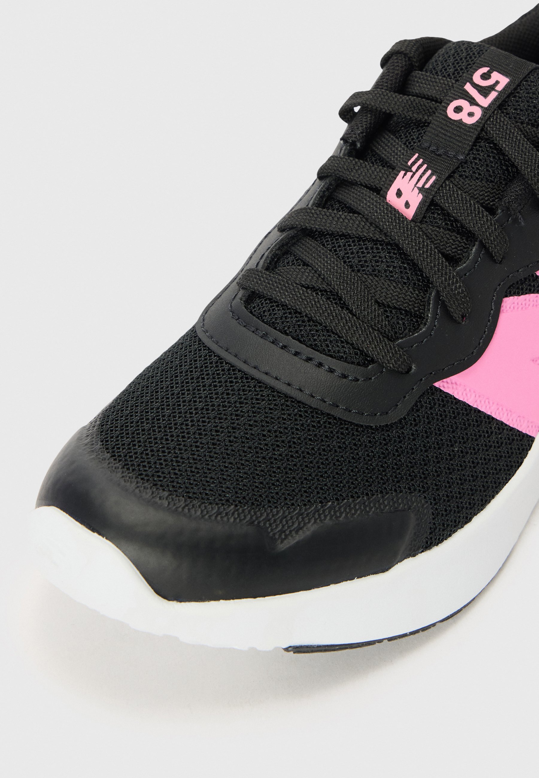 New Balance 578 UNISEXE - Chaussures de course sur route - noires