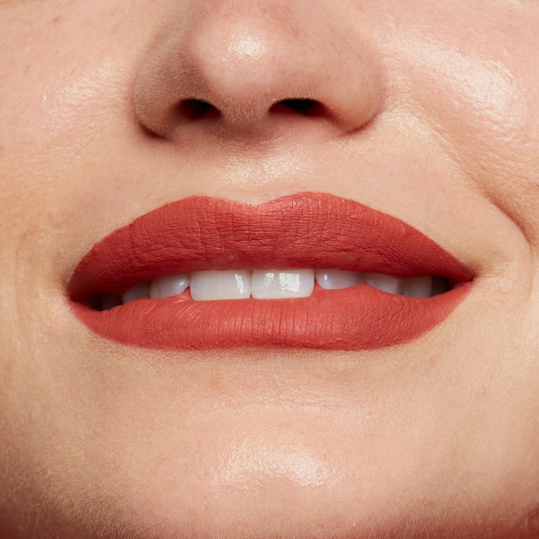 NYX Professional Makeup ruž za usne Lip Lingerie XXL - 4 ml