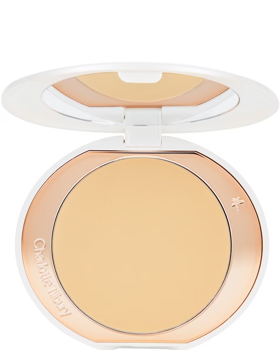 Pudră de finisaj strălucitoare cu aerograf CHARLOTTE TILBURY, finisaj impecabil