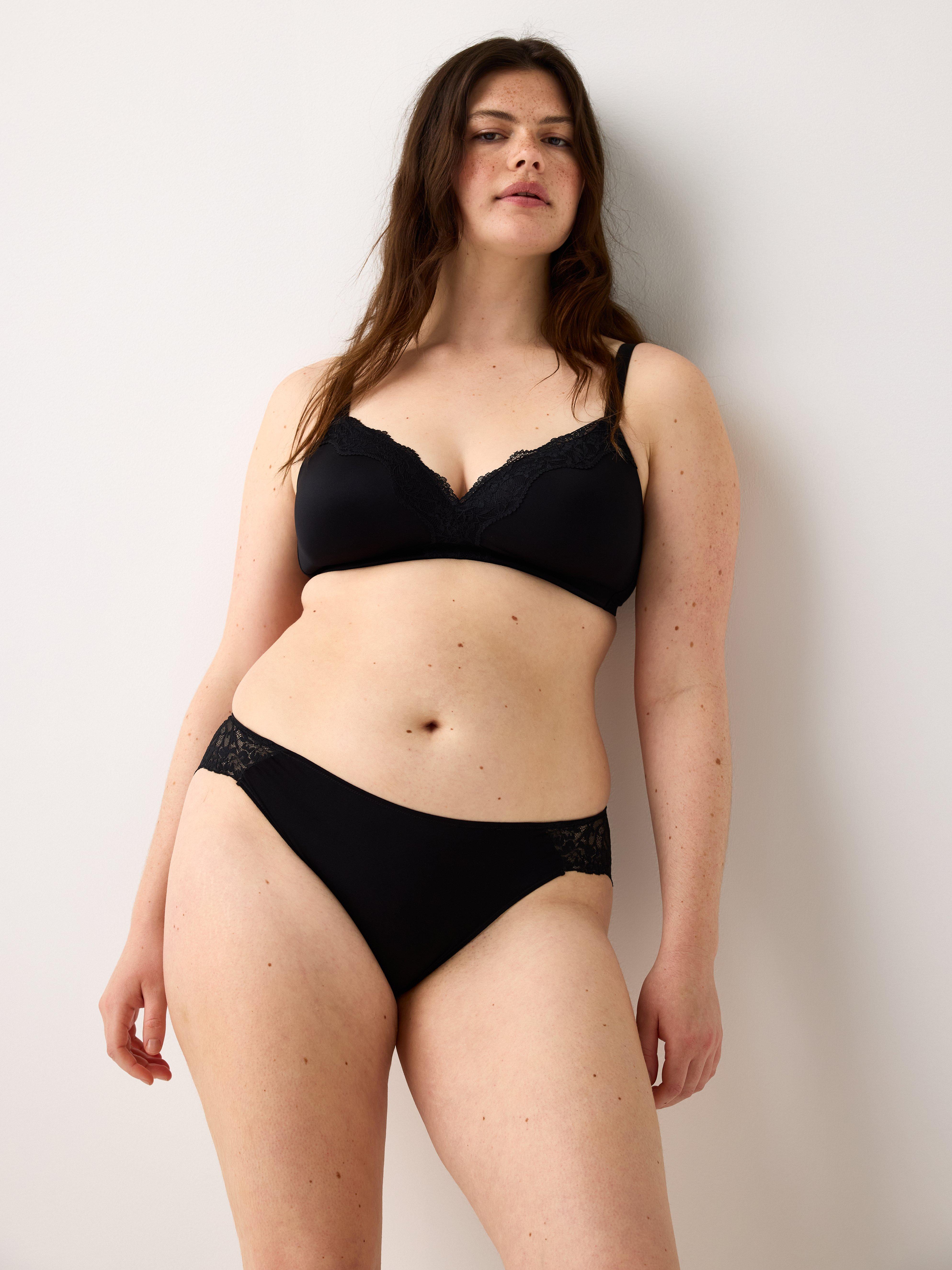 Flora bøyle-BH med blondedetaljer Svart