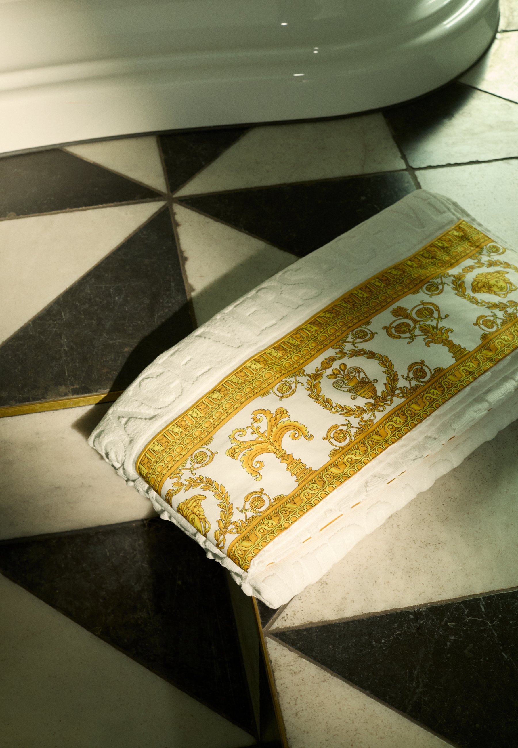 Versace BADHANDDOEK I HEART BAROQUE - Strandhanddoek - wit/goudkleurig