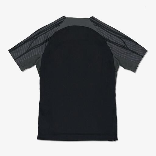  Nike Sporting