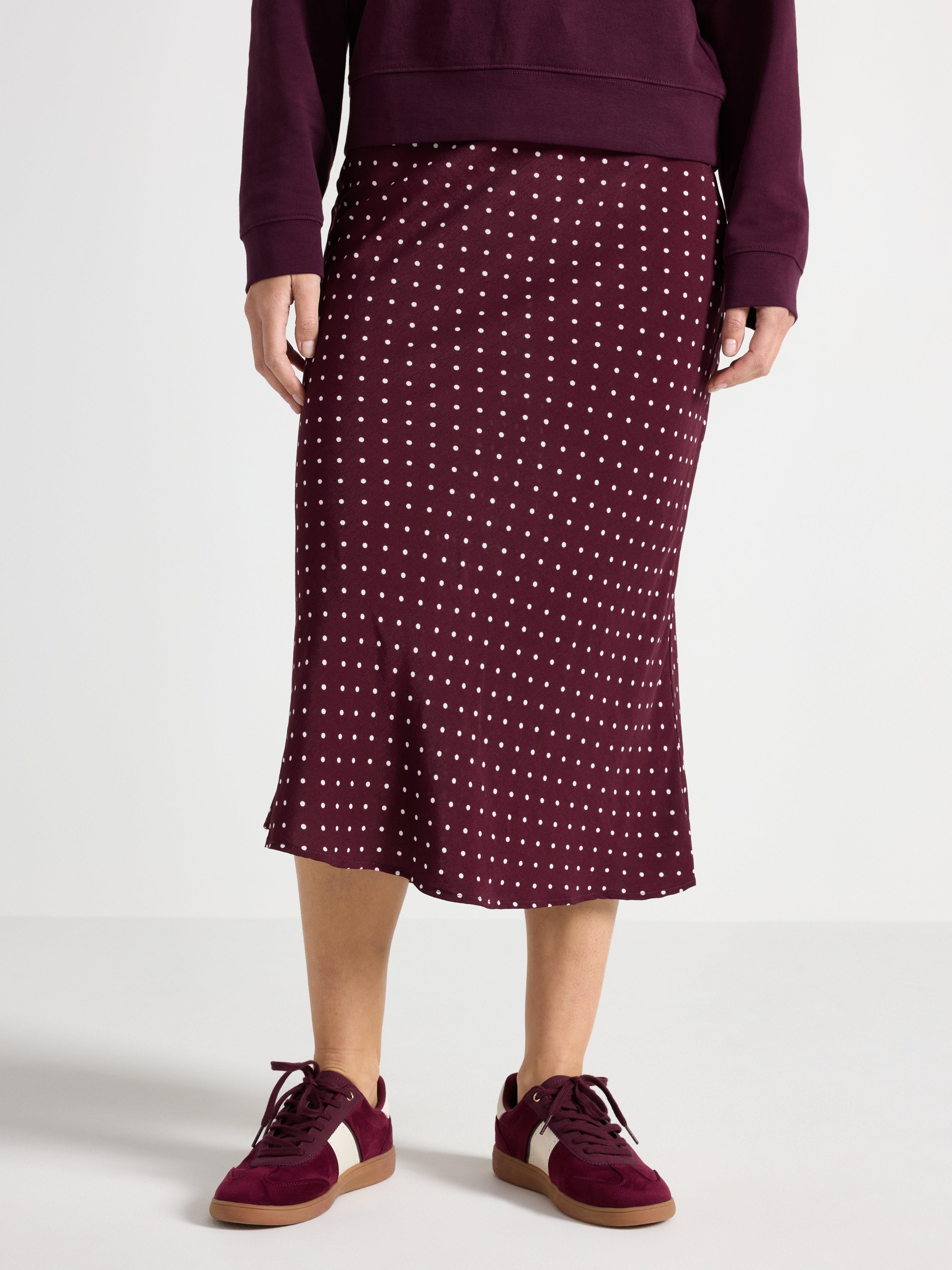 Falda midi color lila oscuro