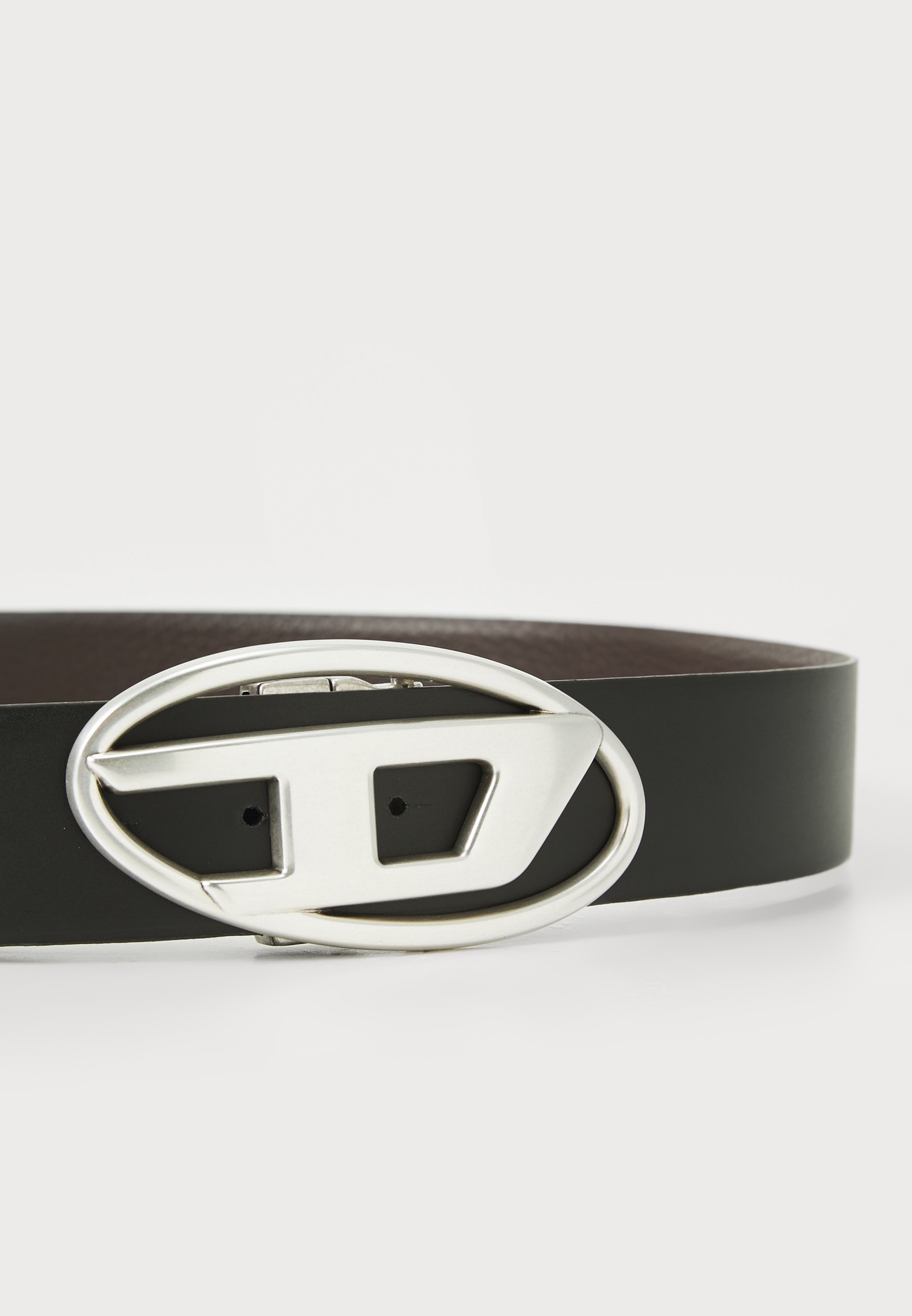 Diesel REV - Riem - h1509