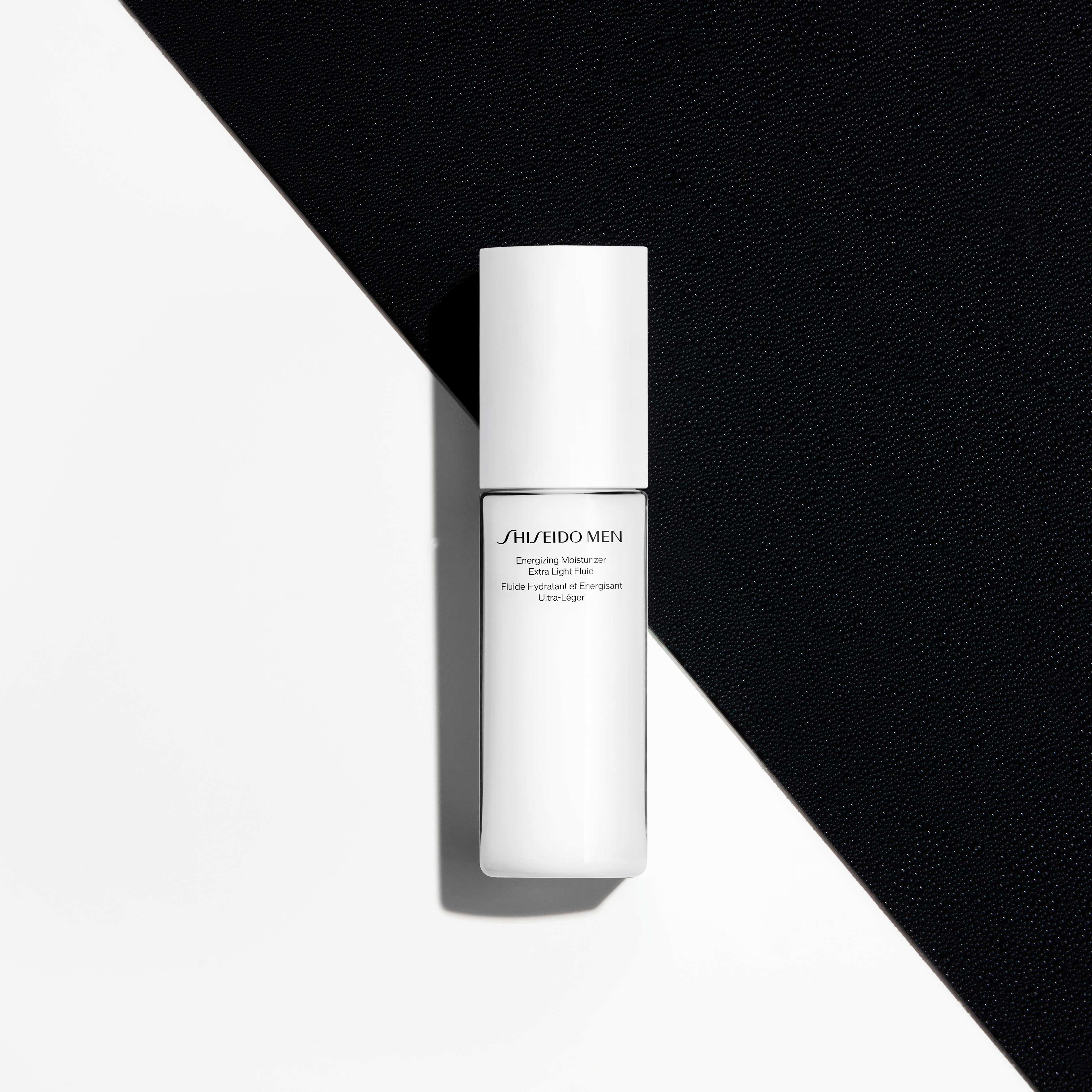 Shiseido Men Energizing Moisturizer Extra Light Fluid Razkošne vlažilne in negovalne kreme