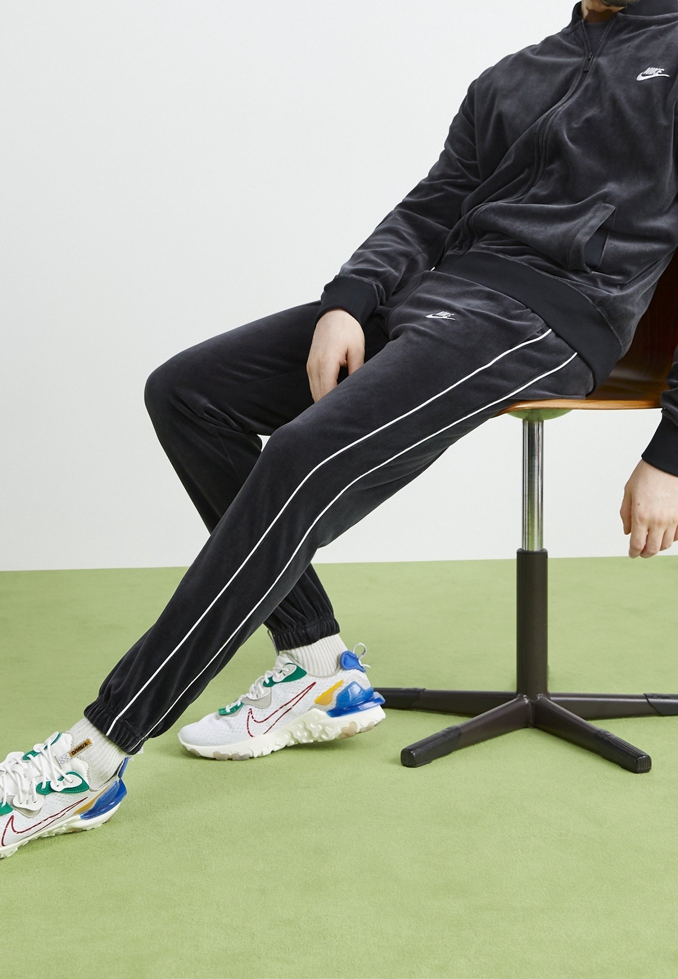 Nike Sportswear trainingsbroek - zwart