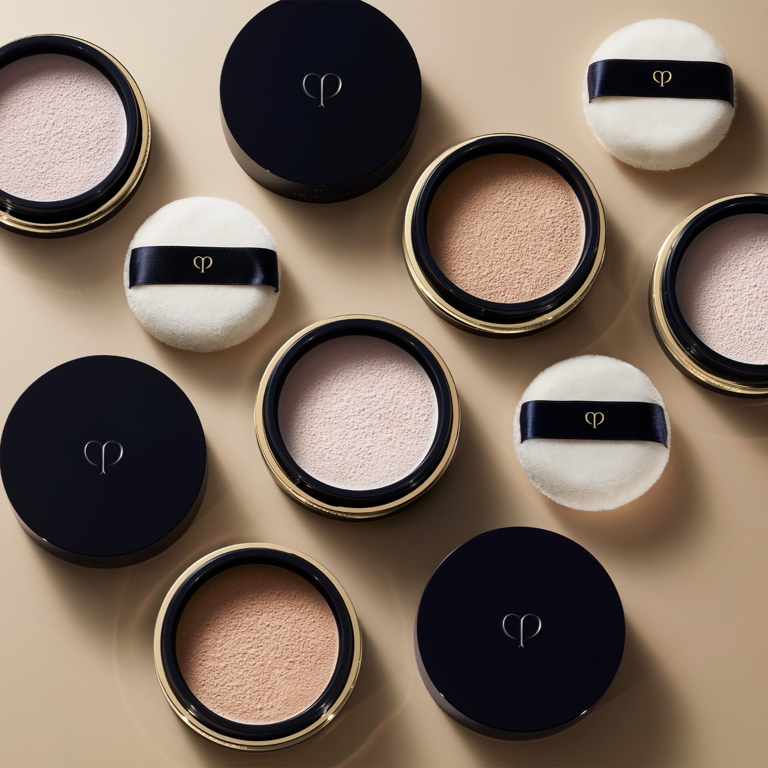 Clé de Peau Beauté Powder Puff Puff Translucent Loose Powder - 1 kus