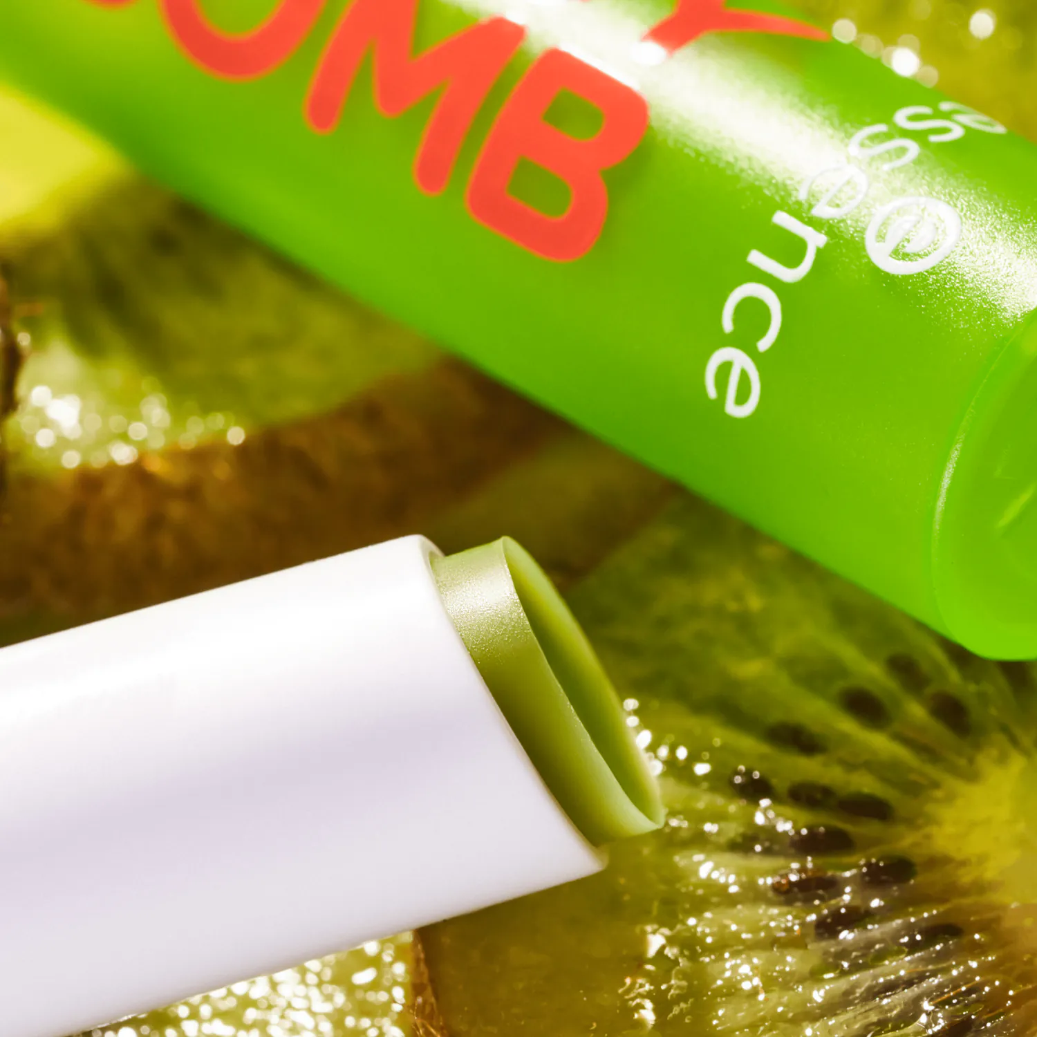 Essence Juicy Bomb Glossy Butter Balm, Kiwi To My Heart