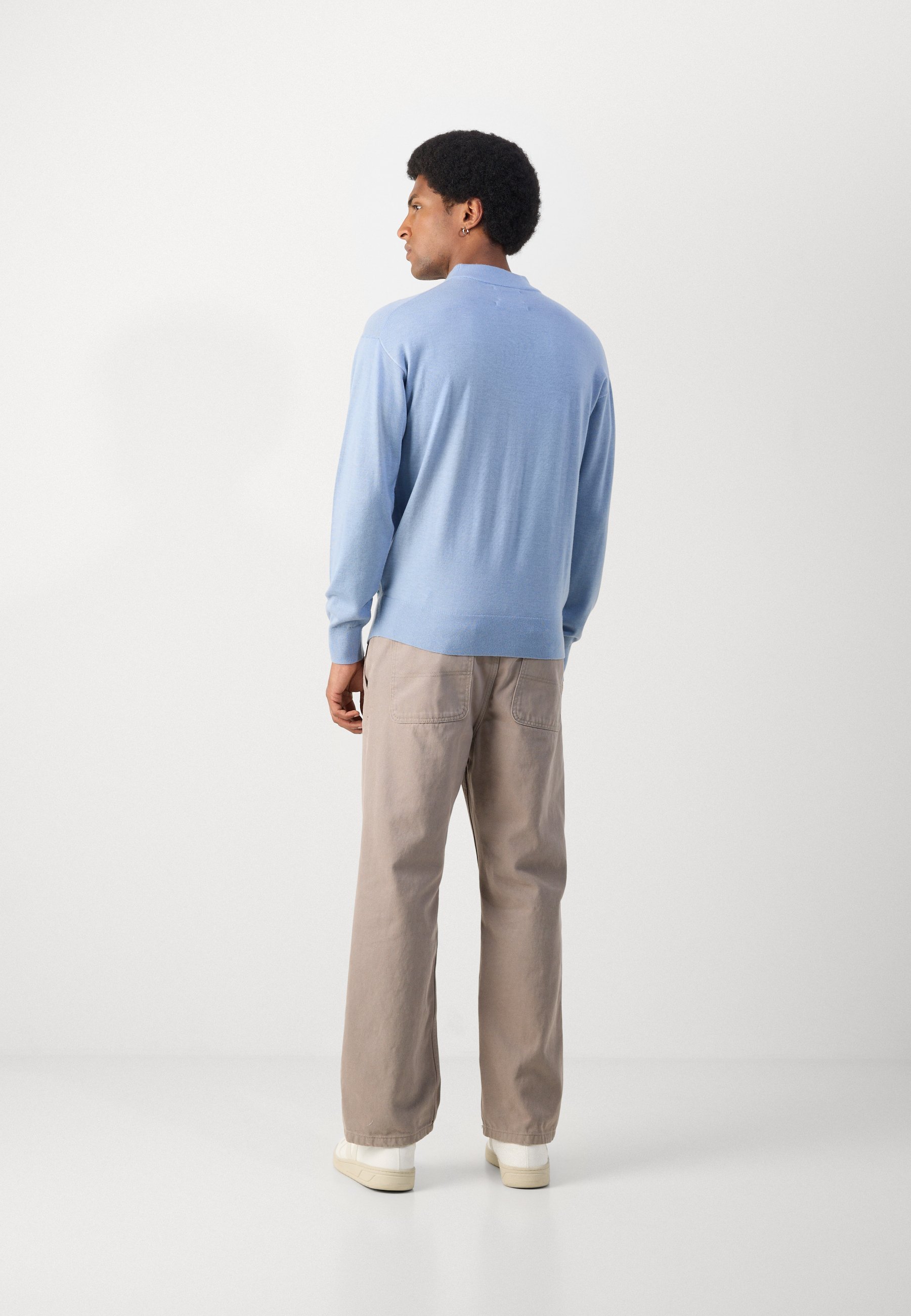 Scotch & Soda SEASONAL CORE Trui met verlaagde schouders en opstaande kraag - Trui - vervaagde denim