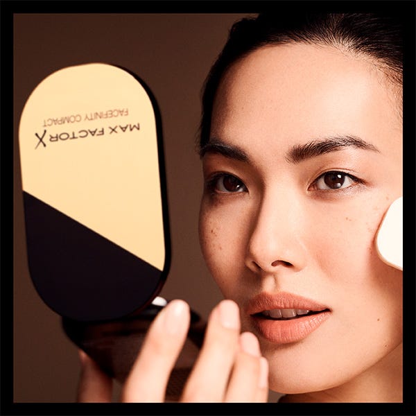 Fond de ten compact Facefinity