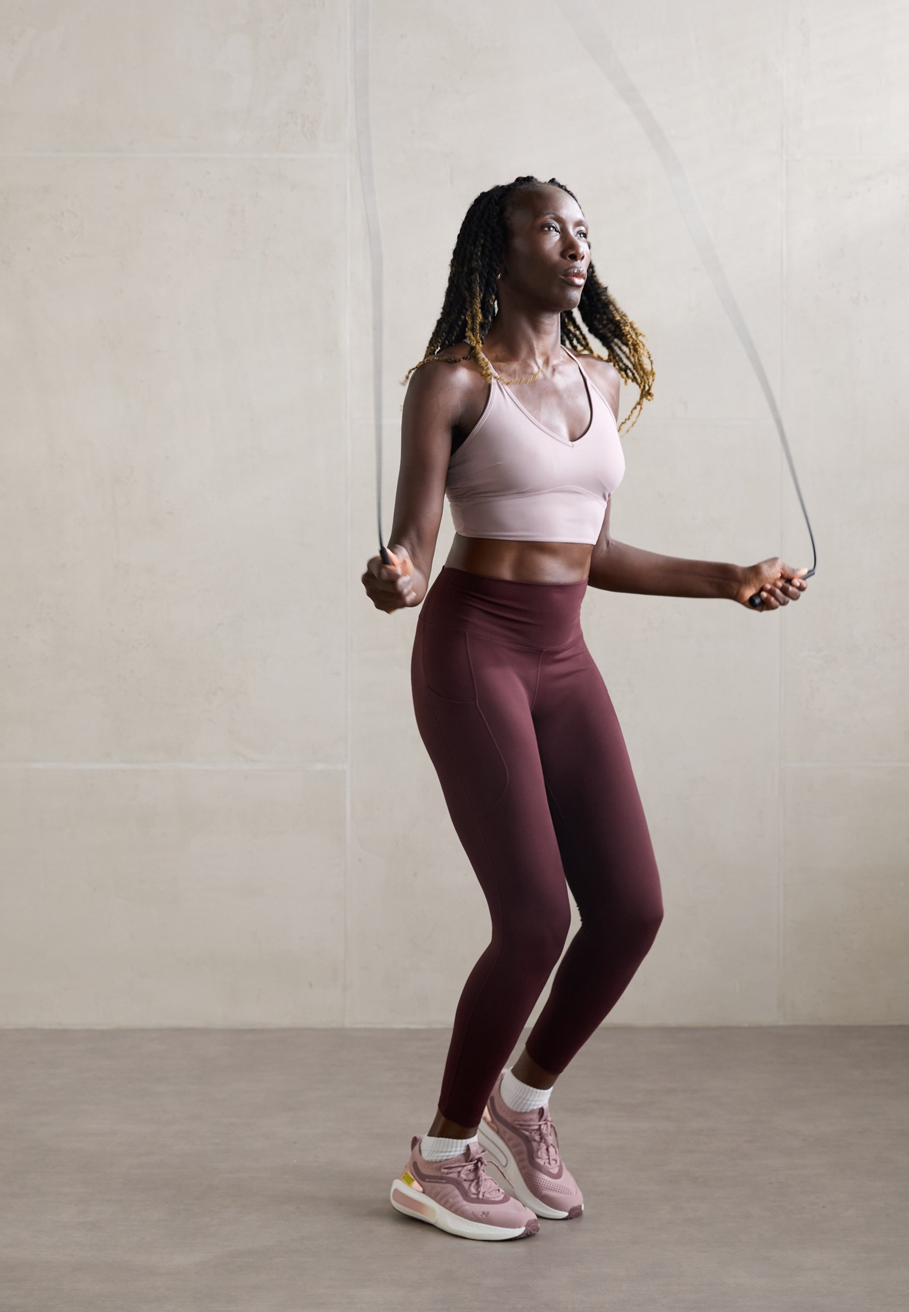 ICANIWILL NIMBLE VERSTELBARE BH MET STRAPPEN - Sportbeha met lichte ondersteuning - stoffig mauve