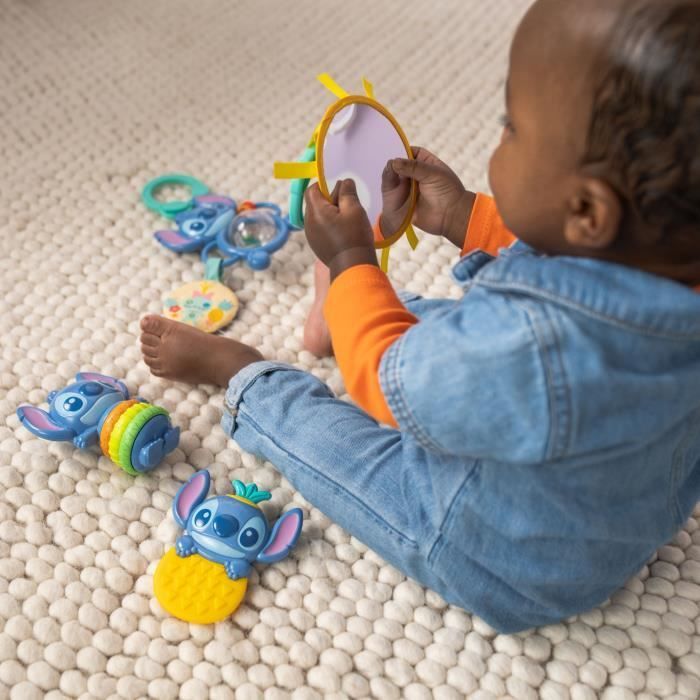 DISNEY BABY - STITCH - Coffret Cadeau Naissance​  - 4 jouets bébé , Hochet, Anneau de dentition, Jouets multisensoriels