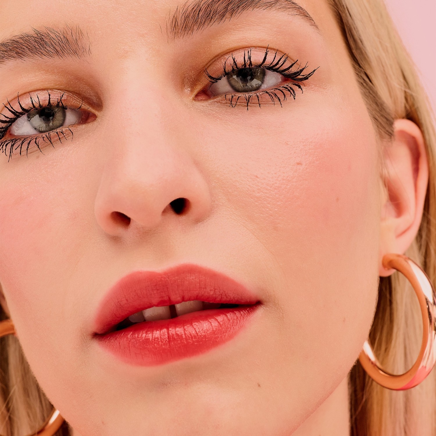 Benefit Lipstain barva za ustnice in odtenek Flora Tint rdečilo za lica in ustnice – 6 ml