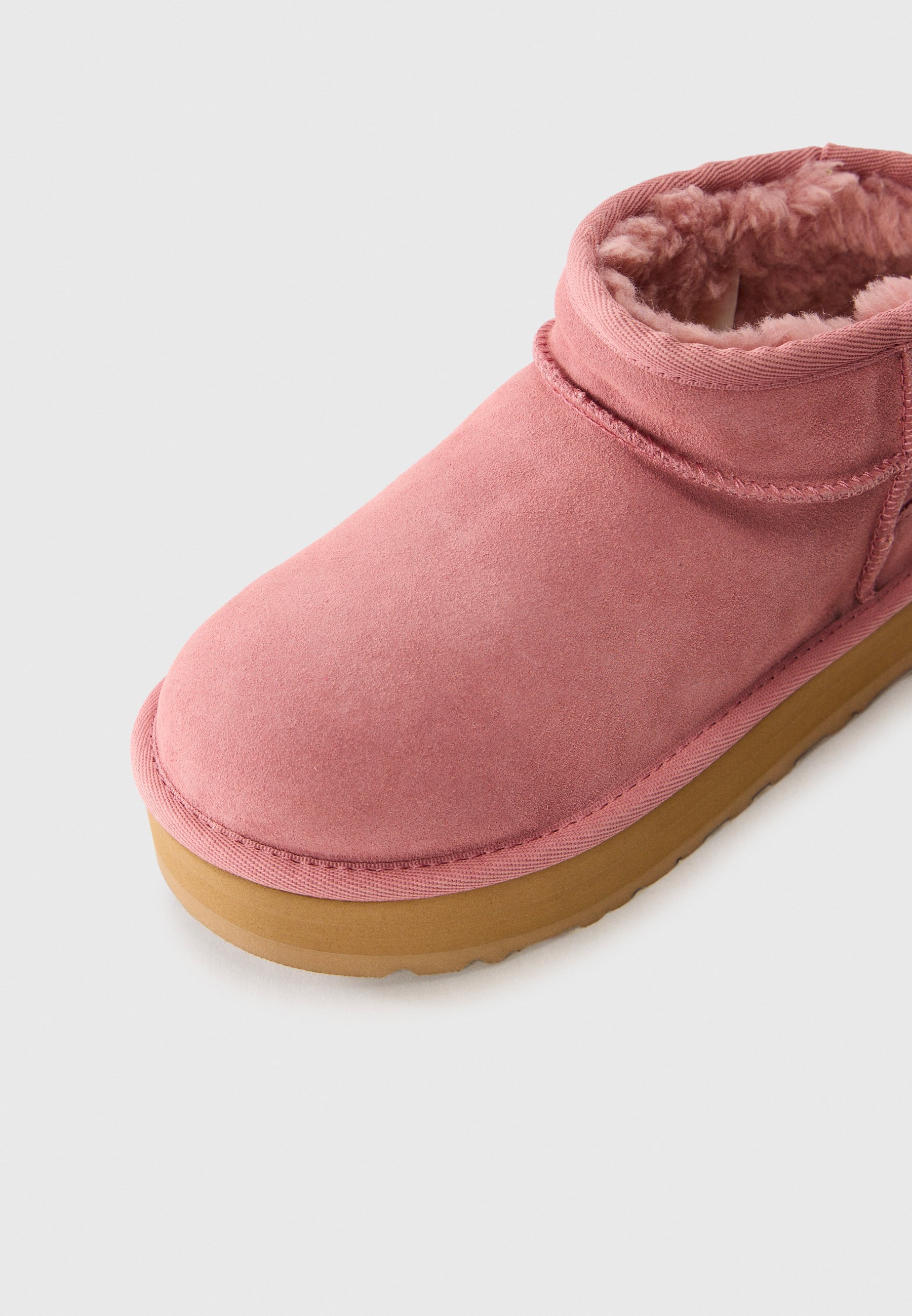 UGG ULTRA - Talvesaapad - roosa koidikuvärvi