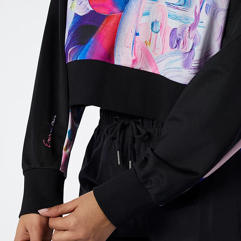 Bluza von der jungen NB Athletics Erin Loree von der jungen Dame – die Königin von Magnesia