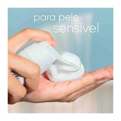 Gillette Satin Care Aloe Vera -parranajogeeli 200 ml