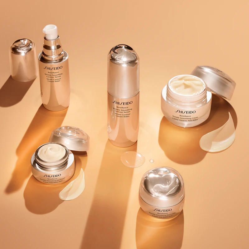 Shiseido Benefiance Wrinkle Smoothing Contour Serum je sérum na tvár, ktoré redukuje prejavy starnutia.