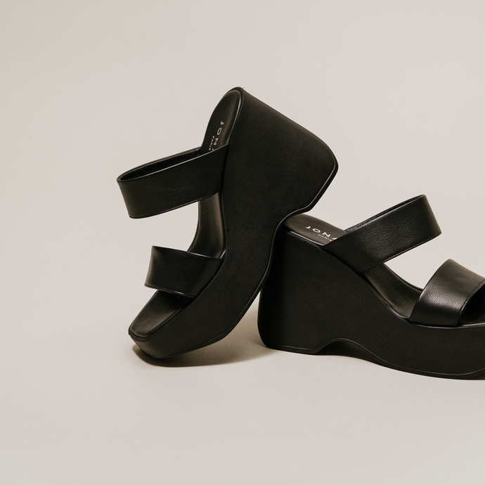 Mules compensées à brides  en cuir noir