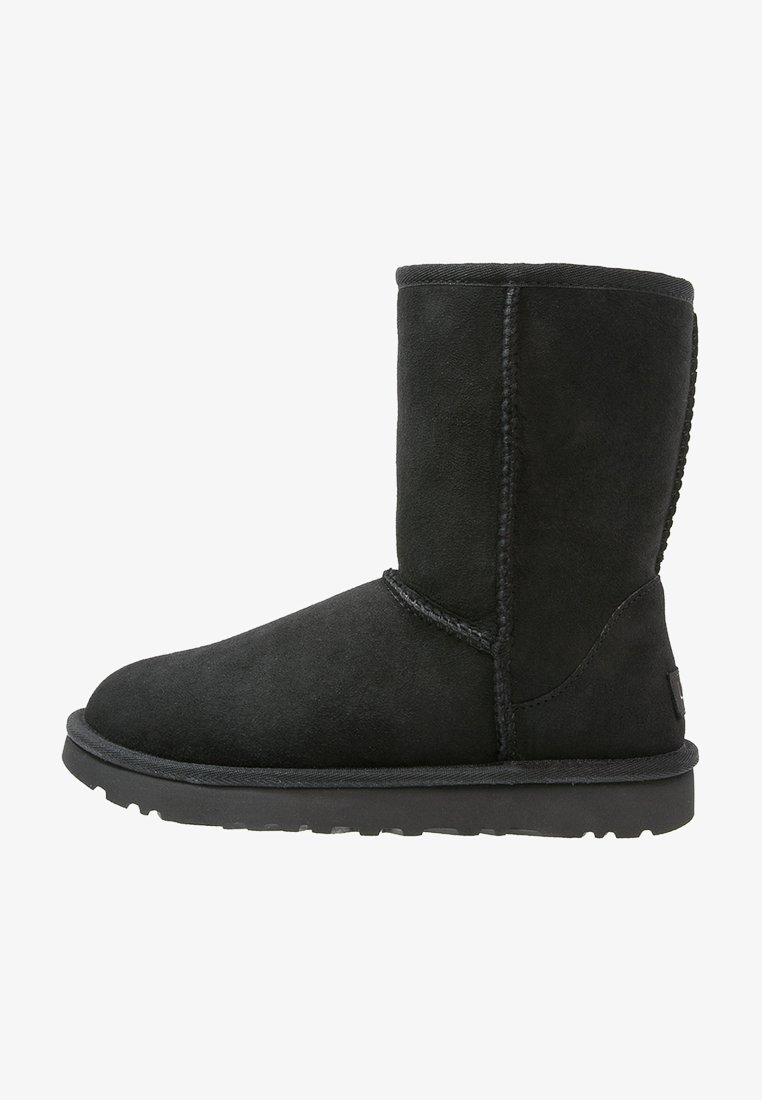 UGG CLASSIC SHORT II - Klasyczne botki - czarne