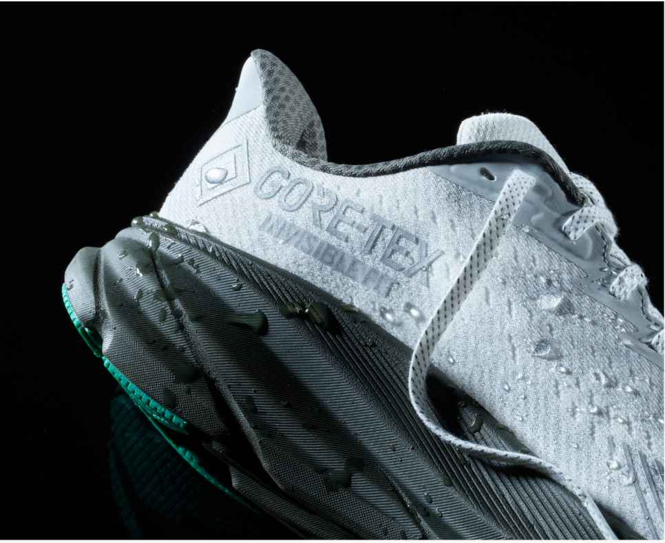 HOKA Stealth/Tech Clifton 9 GORE-TEX Harbor Mist / Barley