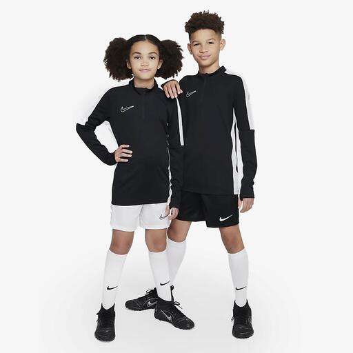  Nike Akadémia 23
