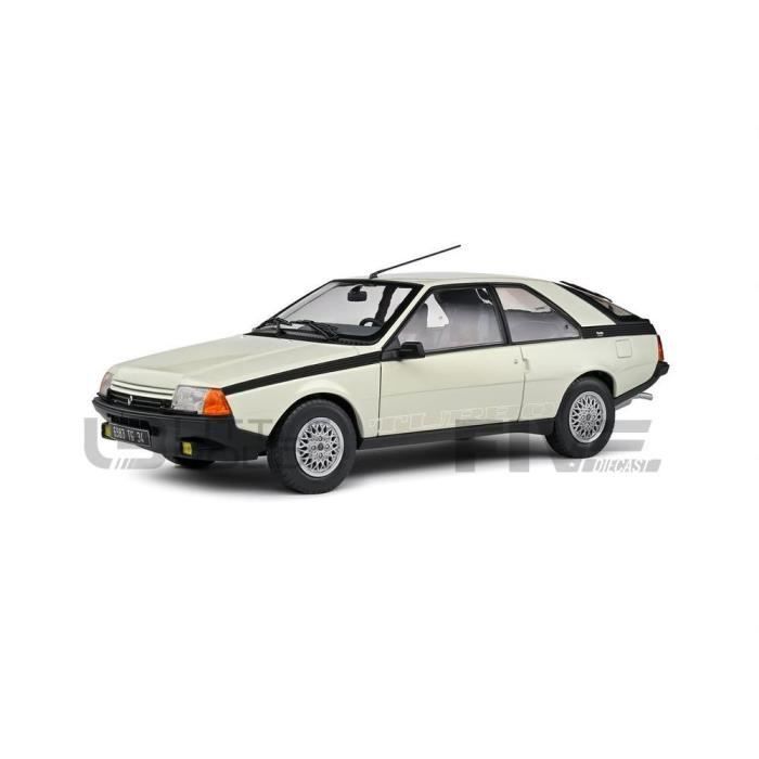 Carro Miniatura - SOLIDO - RENAULT Fuego Turbo - 1/18 - Branco - 1985