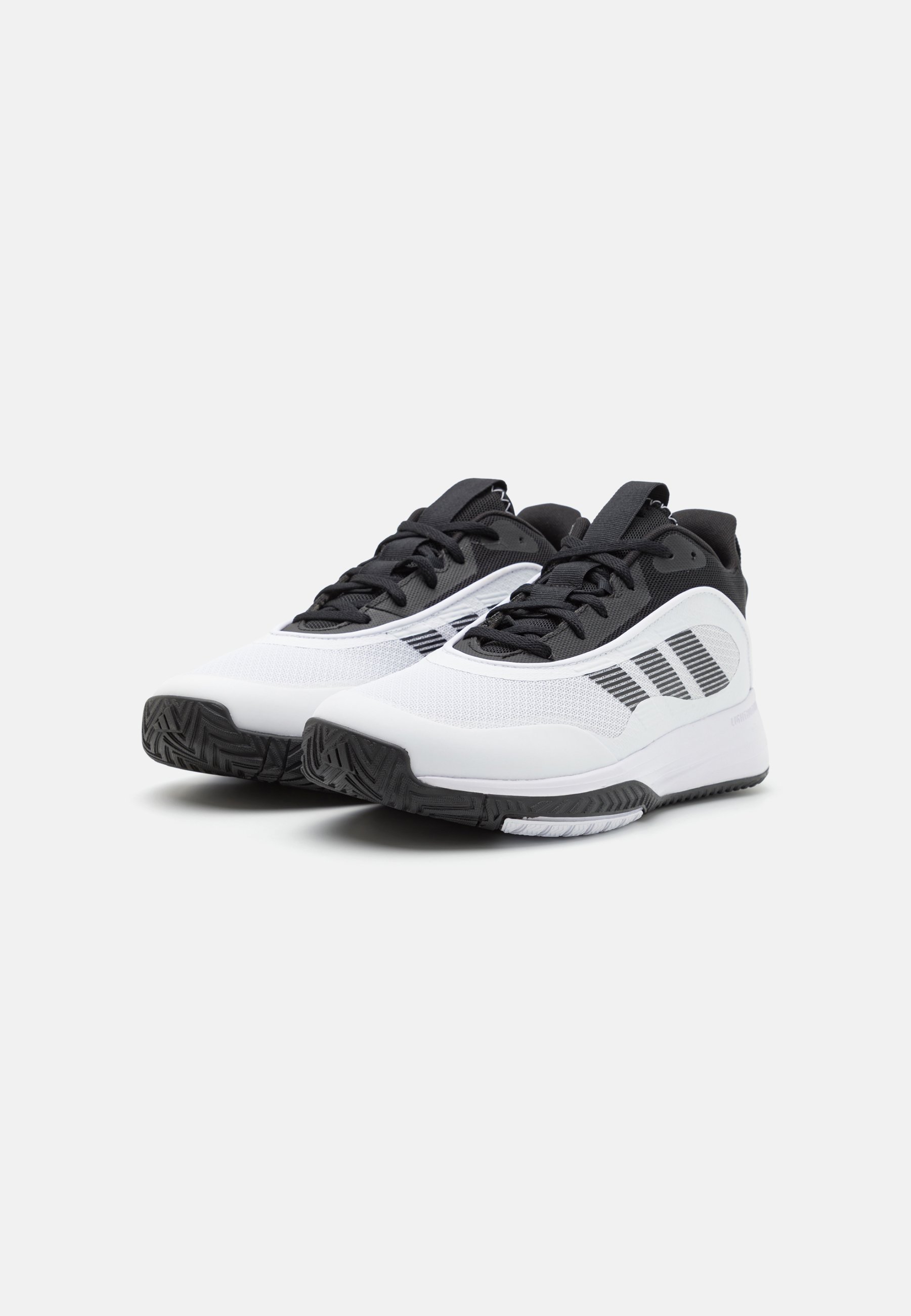 adidas Performance OWN THE GAME 3 - Basketbalschoenen - wit/core black