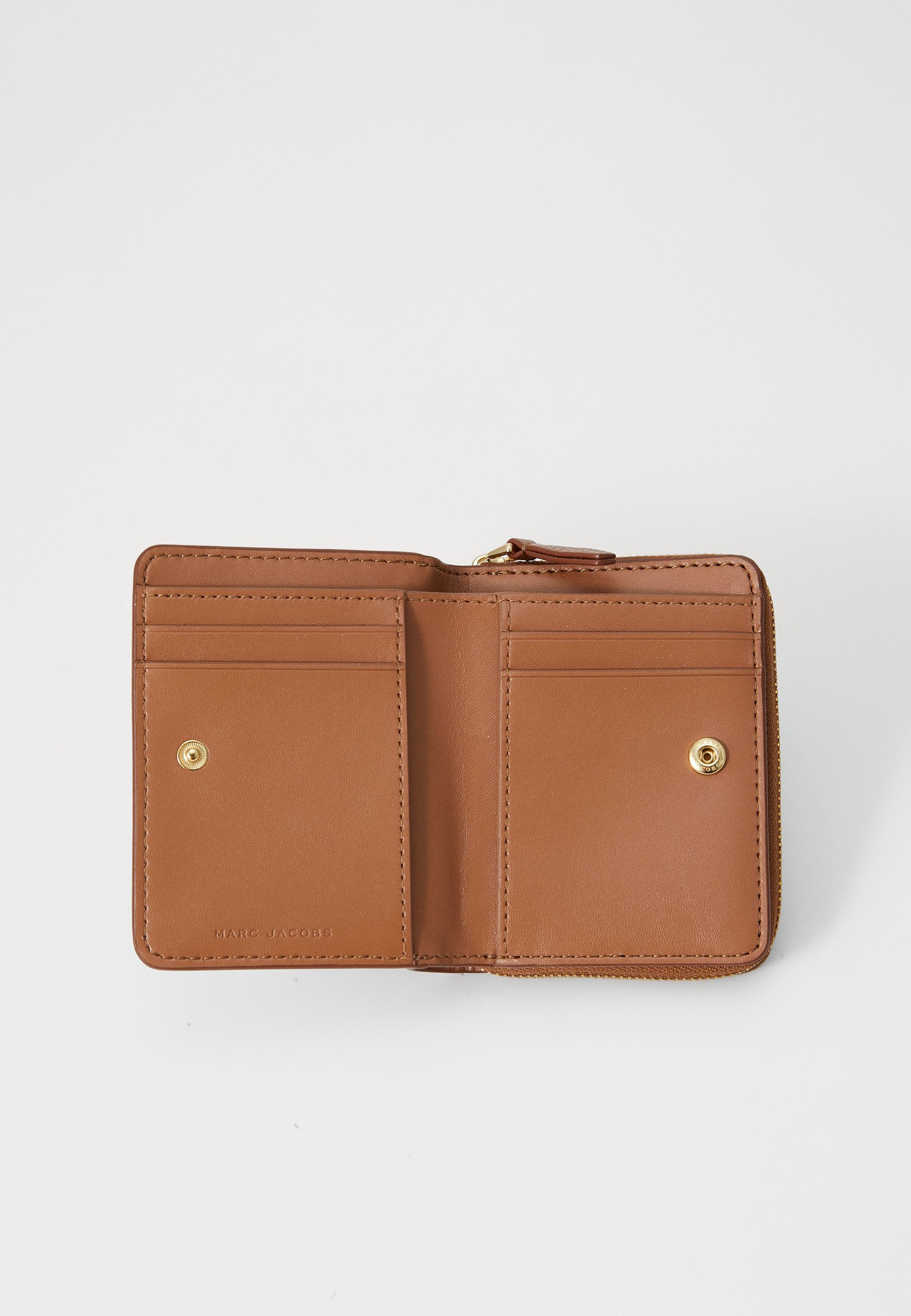 MARC JACOBS MINI KOMPAKTNI NOVČANIK - Novčanik - arganovo ulje