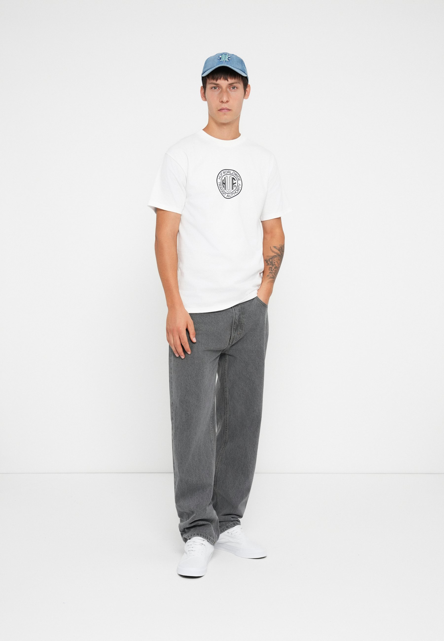 T-shirts HUF