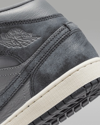 Air Jordan 1 Mid SE Women's Shoes