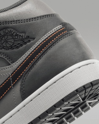 Air Jordan 1 Mid SE Men's Shoes