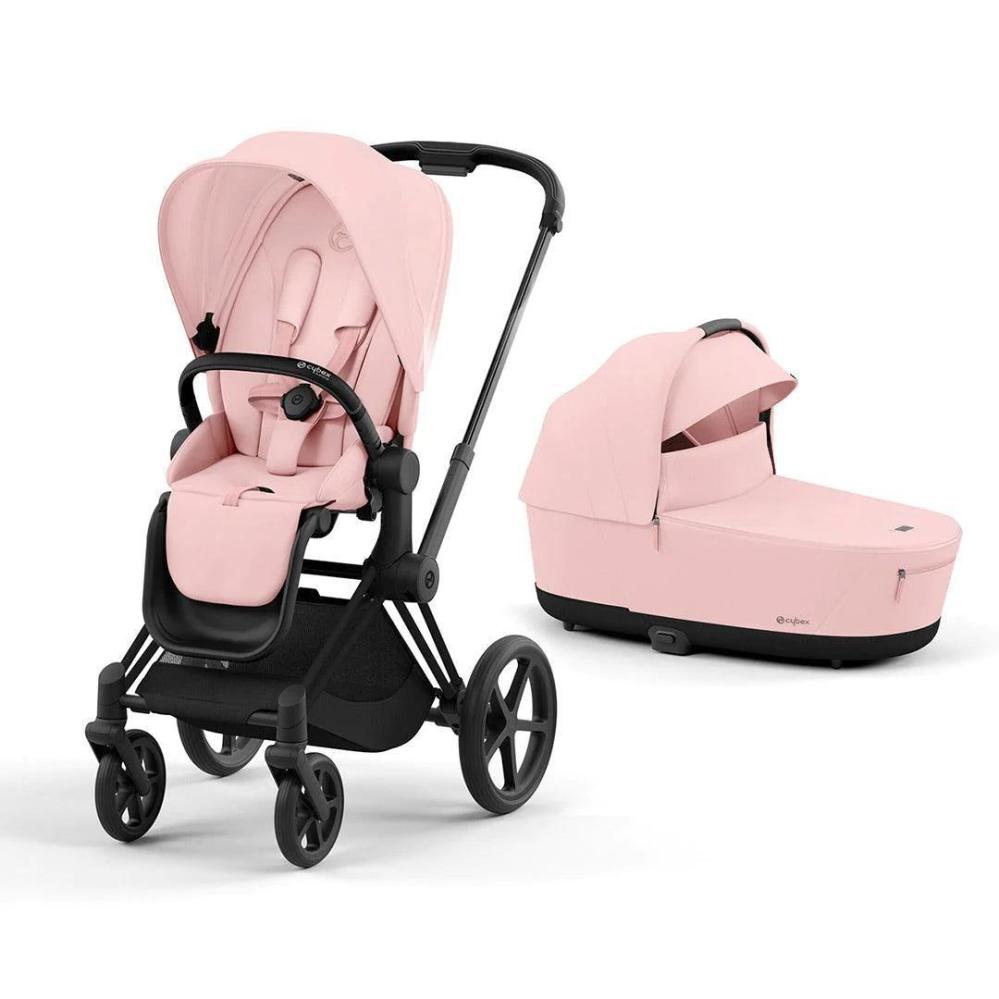 Cybex Priam V4 -rattaasetti persikanpunaisena, mattamustalla rungolla