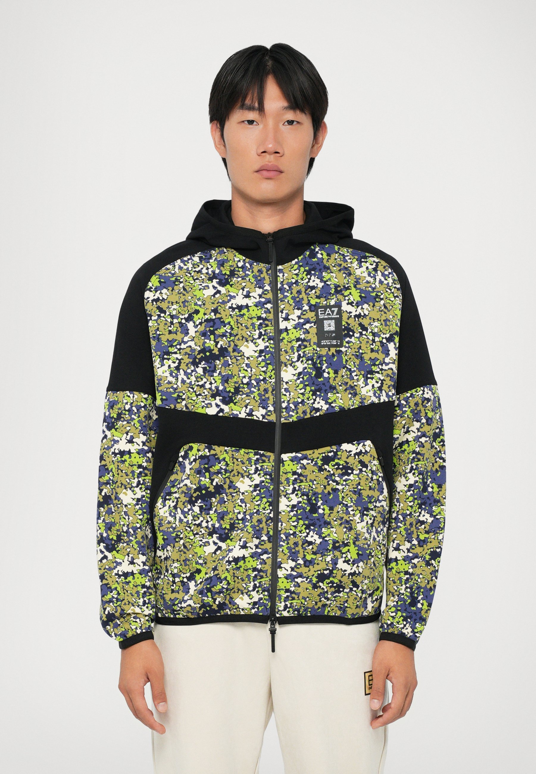 Sweat à capuche zippé EA7 Emporio Armani TRAIN VISIBILITY - Vert fantaisie