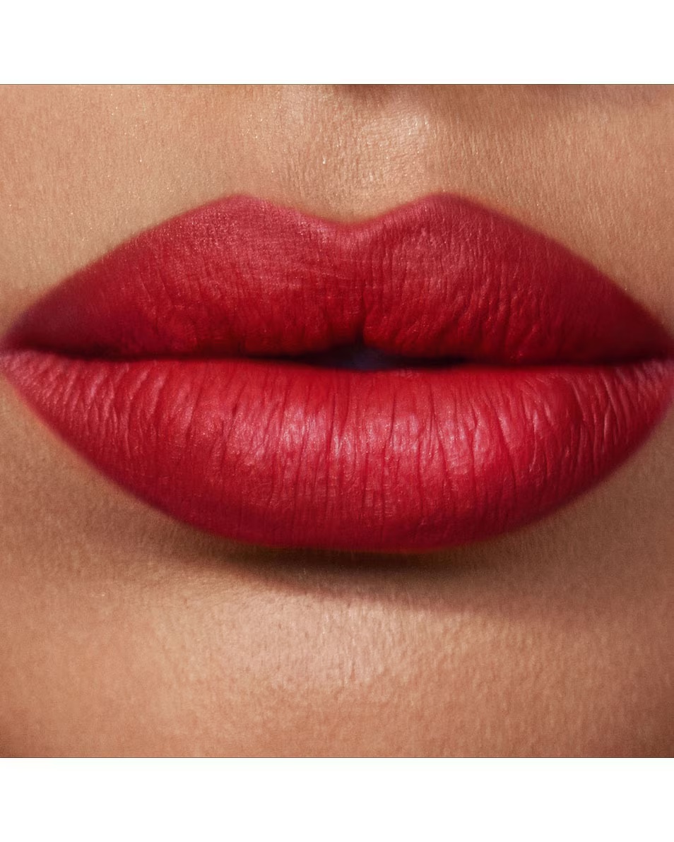 Κραγιόν CHARLOTTE TILBURY Airbrush Flawless Lip Blur Vloeibare