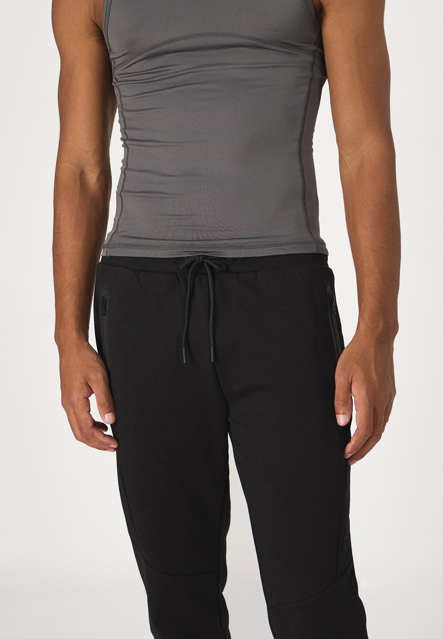 Jack & Jones JPSTWILL JJFUSION - Pantaloni de trening - negru