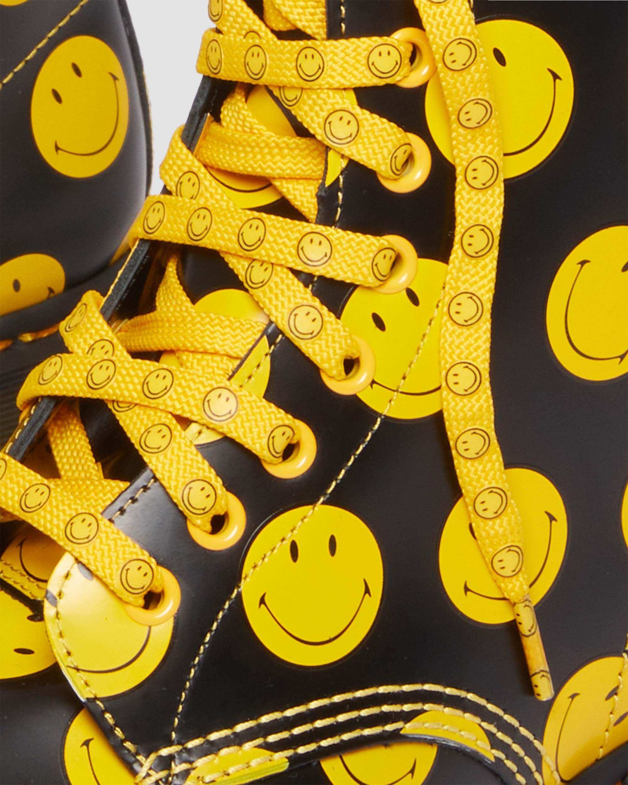 1460 Smiley® Smooth Leather Lace Up Boots